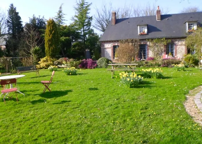 De France - La Cecileve Holiday home *